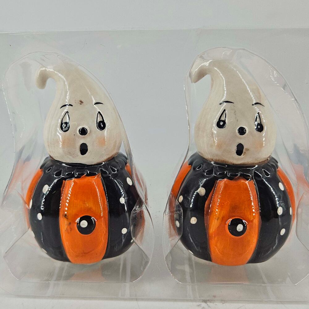 Johanna Parker Halloween ghost pumpkin Salt & Pepper Shaker set